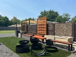Limestone Patio & Walkway