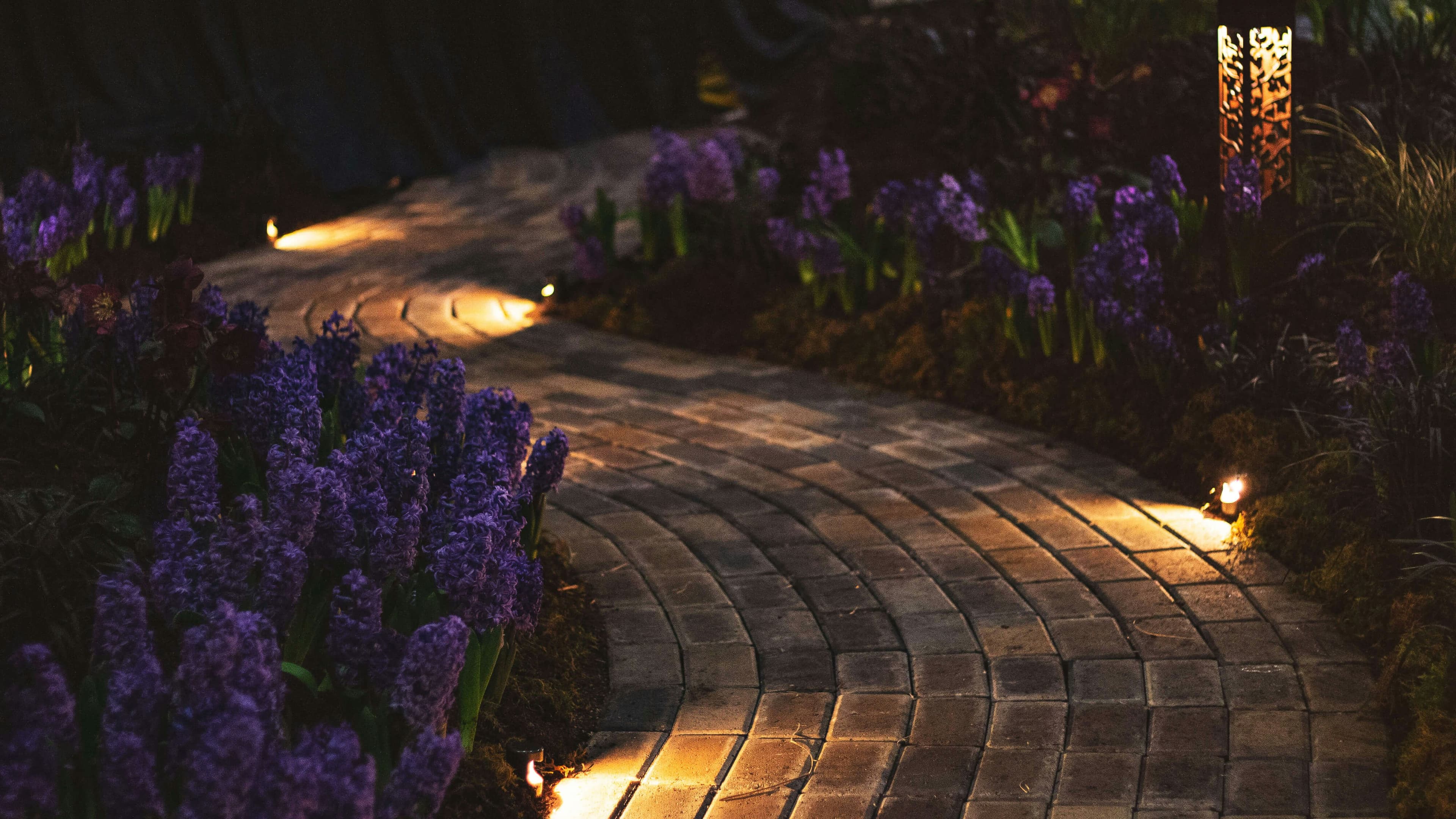 Pathway lighting Austin TX